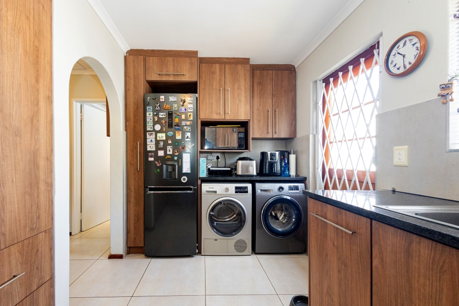 2 Bedroom Property for Sale in Ridgeworth Western Cape